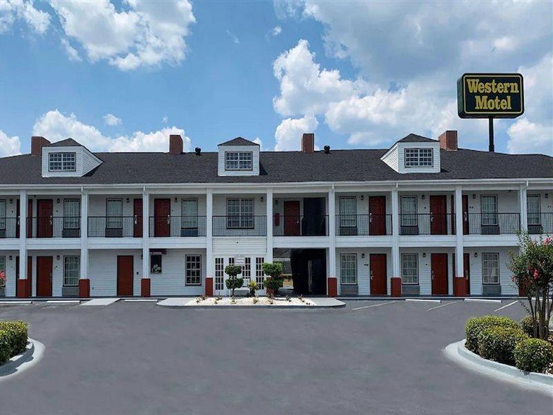 Western Motel Fitzgerald Bagian luar foto