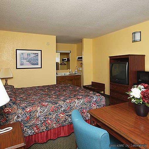 Western Motel Fitzgerald Bagian luar foto